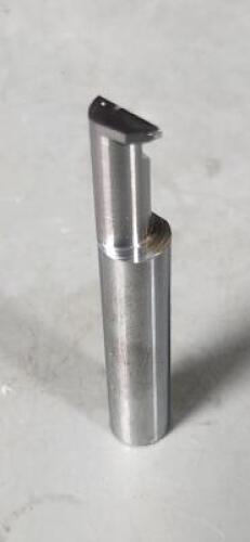DESCRIPTION: (4) SOLID CARBIDE GROOVING TOOL BRAND/MODEL: SCT GFR062-12 SIZE: 3/8" SD 0.063" GROOVE WIDTH RETAIL$: $114.66 EA QTY: 4