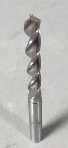 DESCRIPTION: (2) SOLID CARBIDE JOBBER DRILL BITS BRAND/MODEL: FULLERTON 19027 SIZE: .2913" RETAIL$: 125.90 EA QTY: 2