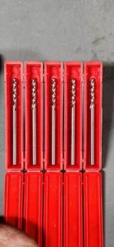 DESCRIPTION: (15) COBALT SCREW MACHINE DRILL BRAND/MODEL: ACCUPRO 01331644 SIZE: 1/8" RETAIL$: $6.49 QTY: 15