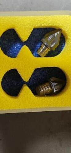 DESCRIPTION: (2) SOLID CARBIDE REPLACABLE DRILL TIPS BRAND/MODEL: INGERSOLL 45M10009T6RA30 IN 2005 SIZE: 0.39"DIA RETAIL$: $81.28 QTY: 2