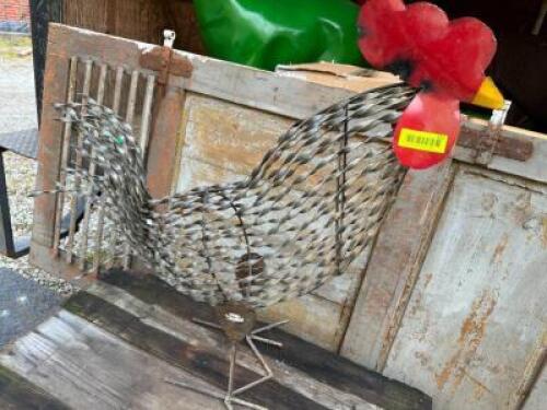 LARGE WIRE ROOSTER