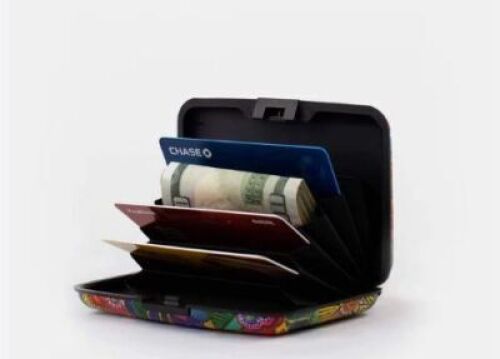 DESCRIPTION: (1) ASSORTMENT OF APPROX (100) METAL WALLETSQTY: 1