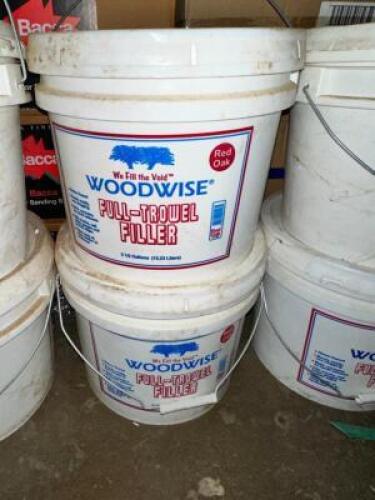 (2) 3.5 GALLON BUCKETS OF WOODWISE FULL TROWEL FILLER RED OAK
