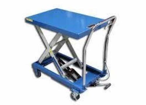 DESCRIPTION: (1) MANUAL MOBILE SCISSOR LIFT TABLE BRAND/MODEL: BAILEIGH INDUSTRIAL #31XU05 INFORMATION: BLUE SIZE: 32" X 21", 660 LB LIMIT RETAIL$: $8