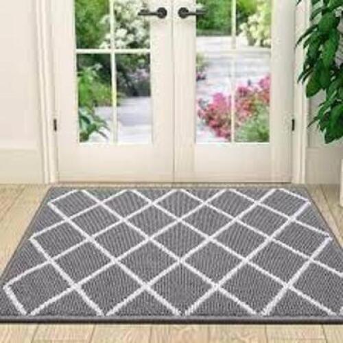 DESCRIPTION: (1) ENTRY DOOR INDOOR RUG, LOW PROFILE BRAND/MODEL: FINCHITTY INFORMATION: BUGANDA, GREY AND WHITE SIZE: 20" X 32" RETAIL$: $72.99 EA QTY