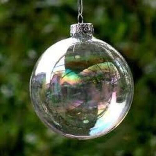 DESCRIPTION: (1) CASE OF CLEAR BUBBLE ORNAMENTS BRAND/MODEL: AT HOME INFORMATION: CLEAR, IRIDESCENT SIZE: MANY SIZES RETAIL$: $18.99 TOTAL QTY: 1