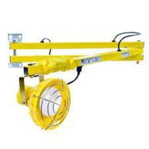 DESCRIPTION: (1) FLEXIBLE DOCK LIGHT BRAND/MODEL: LUMAPRO #60-5420-3 INFORMATION: YELLOW RETAIL$: $260.99 EA QTY: 1