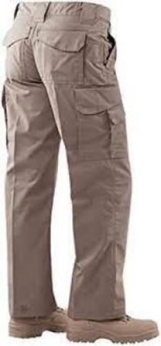DESCRIPTION: (4) PAIRS OF WORK PANTS BRAND/MODEL: TRU-SPEC #1304005 INFORMATION: GRAY SIZE: LARGE REGULAR RETAIL$: $35.98 EA QTY: 4