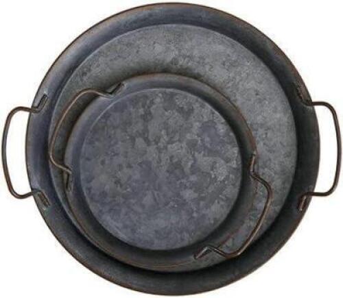 DESCRIPTION: (3) SETS OF (2) HANDCRAFTED ROUND WROUGHT VINTAGE BREAD TRAY BRAND/MODEL: MAYAGU INFORMATION: RETRO METAL, IRON SIZE: 11.8"L x 11.8"W x 1