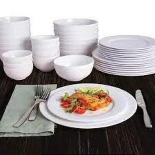DESCRIPTION: (1) SET OF BONE CHINA BRAND/MODEL: MIKASA #1630857 SIZE: 40 PC RETAIL$: $224.02 QTY: 1
