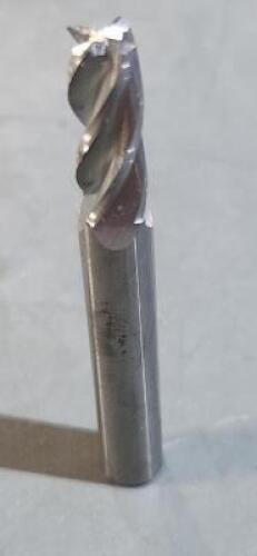DESCRIPTION: (6) SOLID CARBIDE REGRIND SQ END MILL BRAND/MODEL: UNKNOWN SIZE: MUST INSPECT QTY: 6