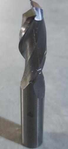DESCRIPTION: (4) SOLID CARBIDE SQ END MILL BRAND/MODEL: MONSTER 204-001170 SIZE: 3/8" 1" LOC RETAIL$: $23.64 QTY: 4
