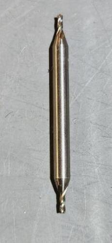DESCRIPTION: (3) HSS SQ END MILL BRAND/MODEL: VC 0791046 SIZE: 1/16" DIA 3/16" LOC 3/16" SD RETAIL$: 27.81 EA QTY: 3