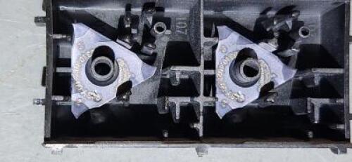 DESCRIPTION: (4) CARBIDE GROOVING INSERTS BRAND/MODEL: PH HORN RS310.4023.00 RETAIL$: 36.78 PER INSERT QTY: 4