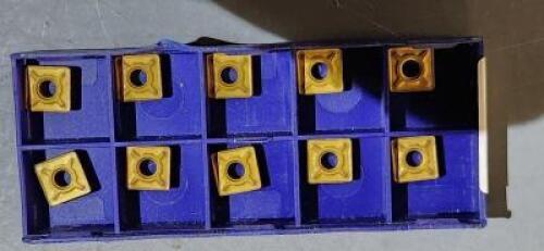 DESCRIPTION: (10) SNMG322A-4T CARBIDE TURNING INSERTS BRAND/MODEL: STELLRAM SNMG090308E-4T SIZE: 20.00 PER INSERT QTY: 10