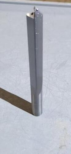 DESCRIPTION: (1) STRAIGHT FLUTE THRU COOLAN DOUBLE MARGIN BRAND/MODEL: GARR TOOL 57790 SIZE: 173.95 RETAIL$: 1/2" DIA QTY: 1