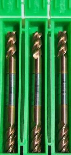 DESCRIPTION: (3) SOLID CARBIDE DOUBLE END SQ END MILL BRAND/MODEL: PROMAX D8442182 SIZE: 3/16" DIA 3/8" LOC RETAIL$: $46.90 QTY: 3