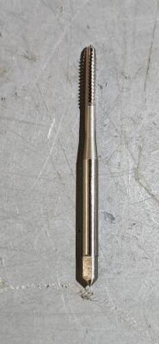 DESCRIPTION: (1) HSS TAP BRAND/MODEL: OSG 1593500 SIZE: 6-32 RETAIL$: $27.69 QTY: 1