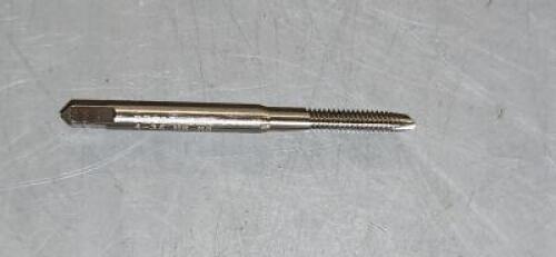 DESCRIPTION: (3) HSS SPIRAL POINT TAP BRAND/MODEL: REGAL 008077AS SIZE: #4-36 UNS RETAIL$: $24.36 QTY: 3