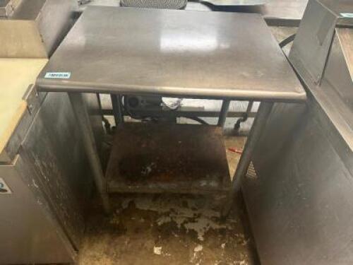30" X 24" STAINLESS TABLE