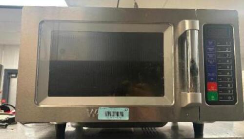 WARING 1000 COMMERCIAL MICROWAVE.