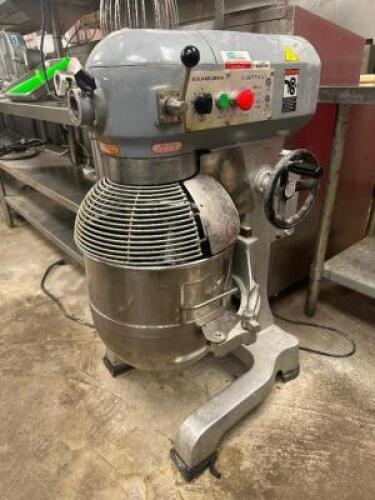 BLACK DIAMOND PLANETARY 30 QT MIXER W/ (3) ATTACHMENTS