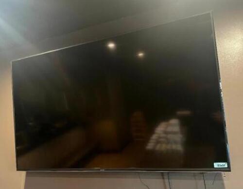 VIZIO 70" FLAT SCREEN TV.