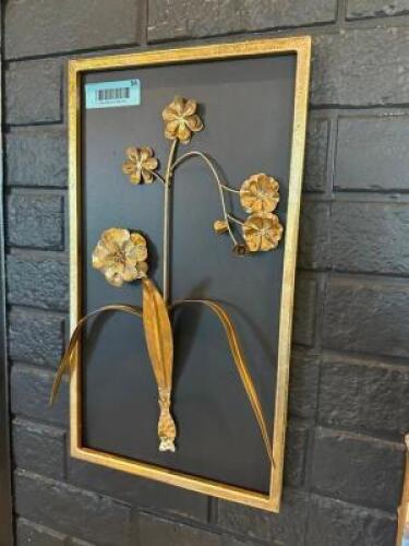 (2) PIECE WALL ACCENT SET. METAL FLOWERS INSIDE FRAMES W/ BLACK BACKING.