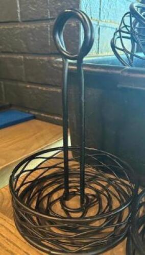 (24) BLACK WIRE TABLE CADDYS - ROUND