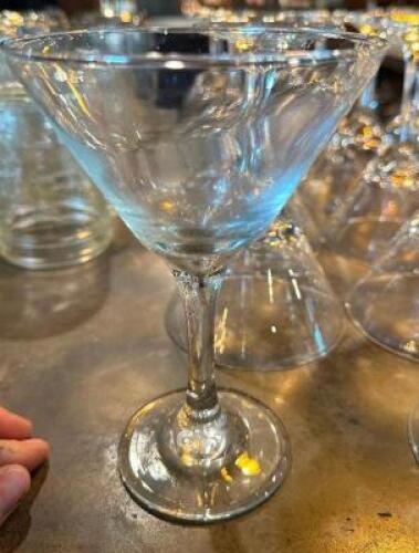 (12) MARTINI GLASSES