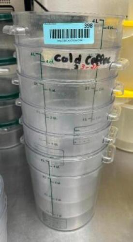 (6) 4QT PLASTIC CONTAINERS.