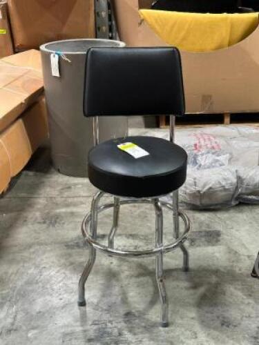 SWIVEL BAR STOOL