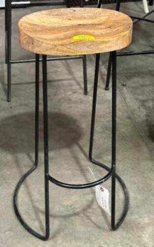 BAR STOOL