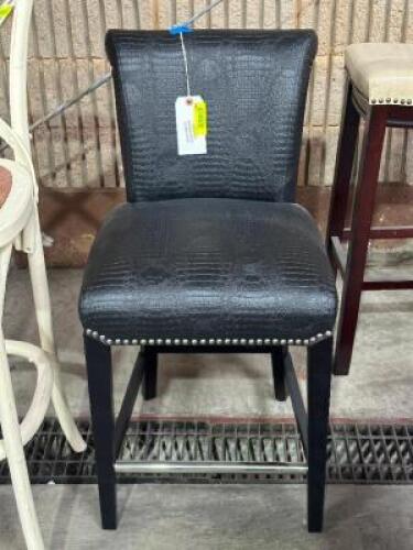 SAFAVIEH SETH FAUX CROC LEATHER BAR STOOL