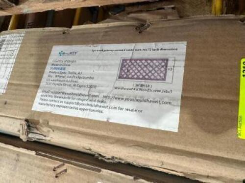 4 PIECE WOOD PRIVACY SCREEN