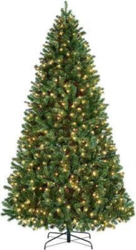 DESCRIPTION: (1) PRE-LIT SPRUCE CHRISTMAS TREE BRAND/MODEL: YAHEETECH INFORMATION: 2160 BRANCH TIPS SIZE: 9' TALL RETAIL$: $139.89 QTY: 1