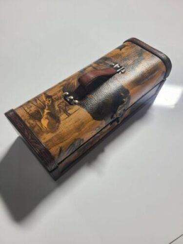 DESCRIPTION: (1) WOODEN STORAGE BOX QTY: 1