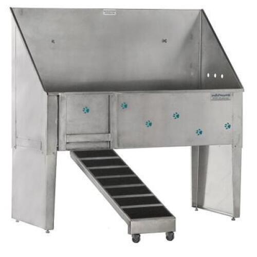 DESCRIPTION: STAINLESS STEEL BATHING TUB BRAND/MODEL: GROOMERS BEST INFORMATION: VERY DENTED - SEE PHOTOS QTY: 1