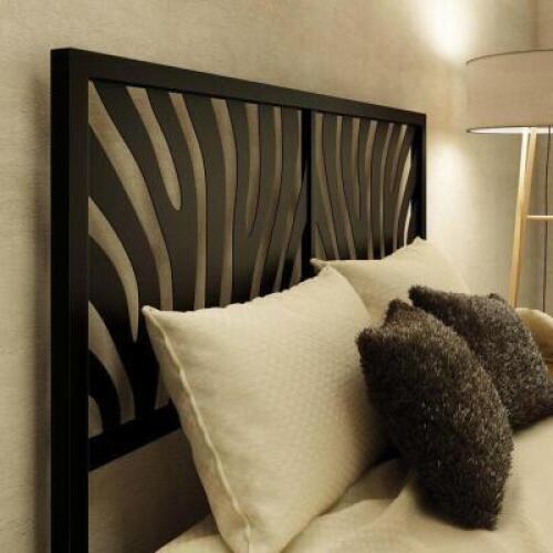 DESCRIPTION: ZEBRA OPEN-FRAME HEADBOARD SIZE: FULL RETAIL$: $344.99 QTY: 1