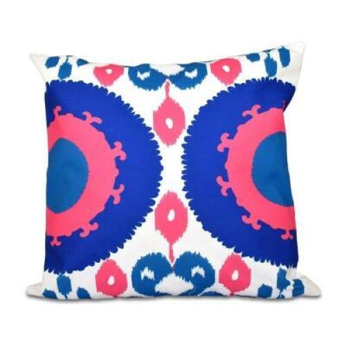 DESCRIPTION: BOHO GEOMETRIC OUTDOOR THROW PILLOW SIZE: 16"X16" QTY: 1