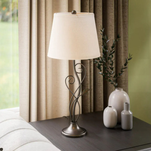 DESCRIPTION: CIRRUS 26" NOVELTY TABLE LAMP BRAND/MODEL: KENROY HOME RETAIL$: $93.60 QTY: 1