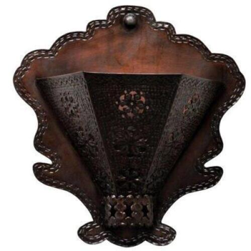 DESCRIPTION: (2) LYNK 2-LIGHT FLUSH MOUNT SCONCE SIZE: 16"X7"X15.5" RETAIL$: $119.00 EACH QTY: 2