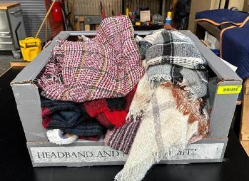 DESCRIPTION: ASSORTED THROW BLANKETS AS SHOWN QTY: 1