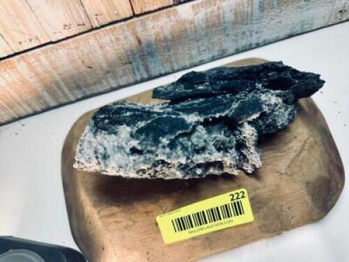 LARGE ROCK SPECIMEN