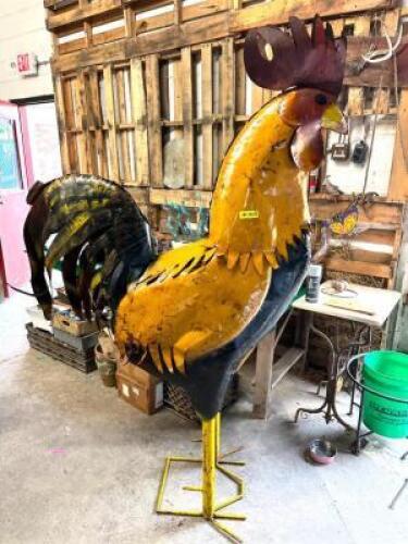 LARGE METAL ROOSTER STATUE