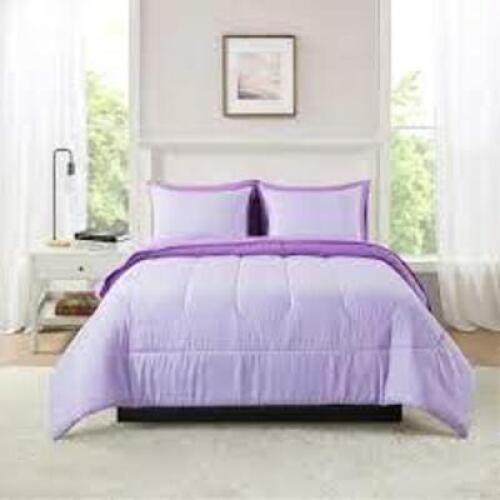 DESCRIPTION: (1) COORDINATED BEDDING SET BRAND/MODEL: MAINSTAYS INFORMATION: PURPLE SIZE: 7PC QUEEN RETAIL$: $40.00 EA QTY: 1