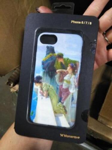 DESCRIPTION: (1) CASE OF APPROX (25) PHONE CASES SIZE: PHONE 6/7/8 QTY: 1
