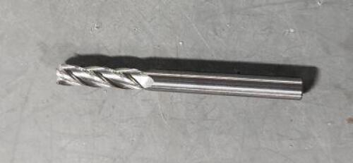 DESCRIPTION: (3) SOLID CARBIDE SQ END MILL BRAND/MODEL: ATRAX 85300127 SIZE: 3/16" DIA 5/8" LOC RETAIL$: $14.45 QTY: 3
