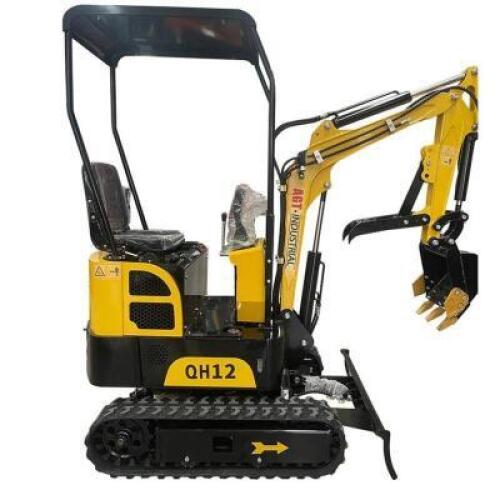 AGROTEK 13.5 HP B&S 1 TON MINI AND SMALL EXCAVATOR.