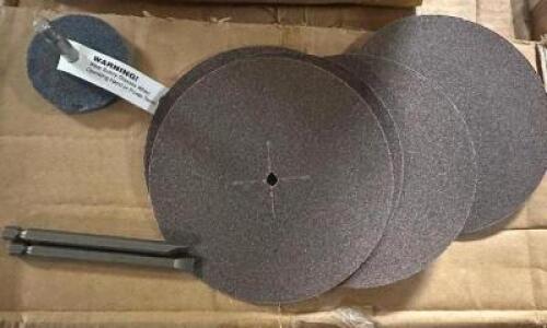 PALLET AND CONTENTS - APPROX 8 ASSORTED CASE OF SILICONE DISCS, BITS, AND GRINDING WHEELS